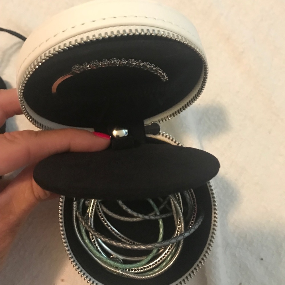 Pandora travel jewelry box